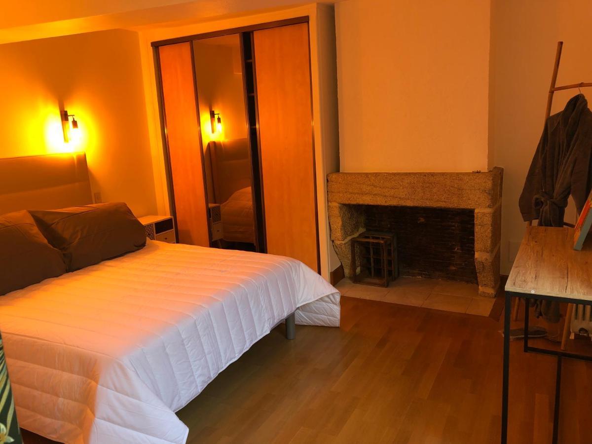 Les 3 P'Tites Pom'S Hotel Alençon Eksteriør billede